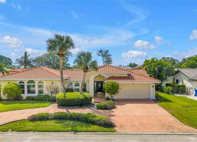 Property at 2050 Kansas Ave NE, St Petersburg, FL 33703, 4 beds, 2.5 baths