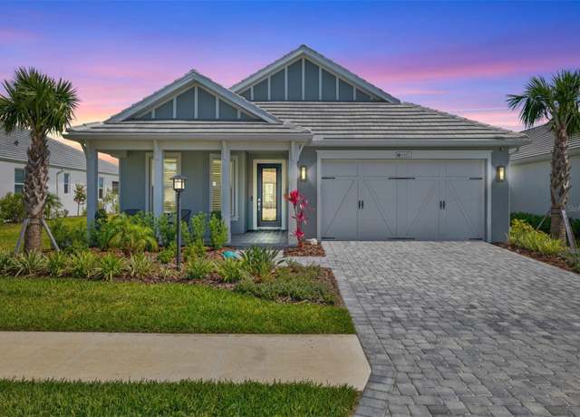 Property at 8107 Slipway Dr, Sarasota, FL 34240, 2 beds, 2.5 baths