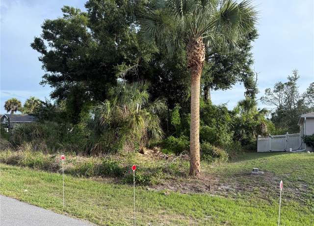 Property at 365 LA Playa Ln, Port Charlotte, FL 33953