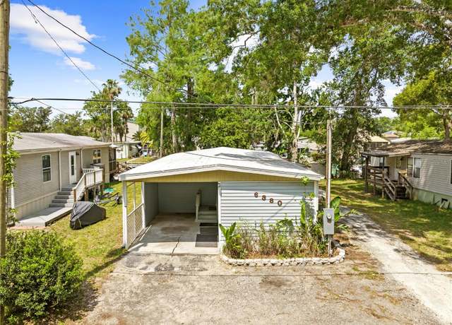 Property at 6380 Richard Dr, Weeki Wachee, FL 34607, 4 beds, 2 baths