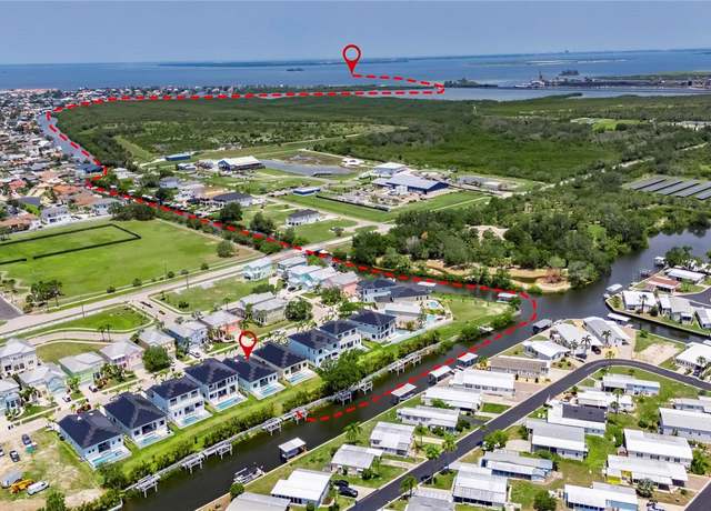 Property at 6534 Simone Shores Cir, Apollo Beach, FL 33572, 4 beds, 3 baths