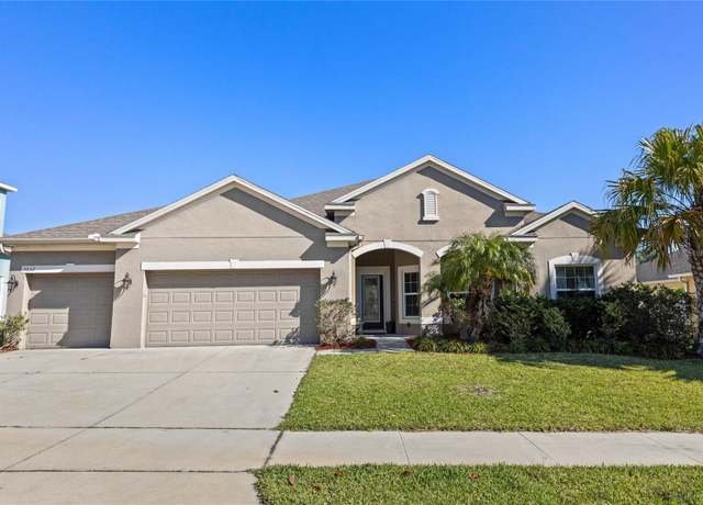 Property at 3032 Zander Dr, Grand Island, FL 32735, 3 beds, 2.5 baths