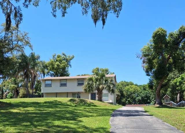 Property at 500 Forest Lake Dr, Altamonte Springs, FL 32714, 5 beds, 3.5 baths