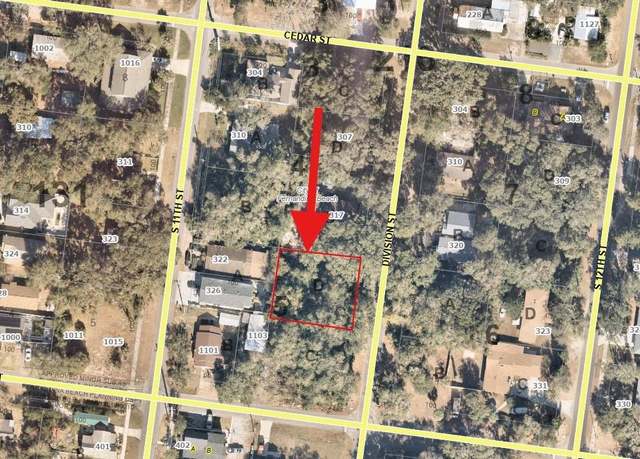 Property at 323 Division St, Fernandina Beach, FL 32034
