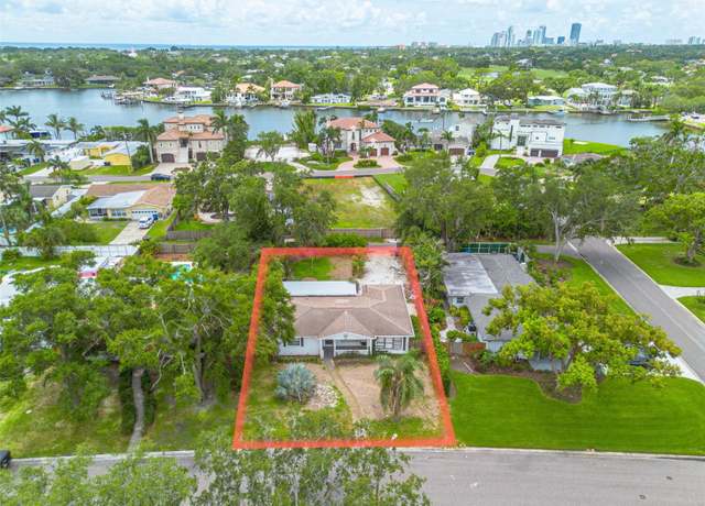 Property at 710 37th Ave NE, St Petersburg, FL 33704, 2 beds, 1 bath