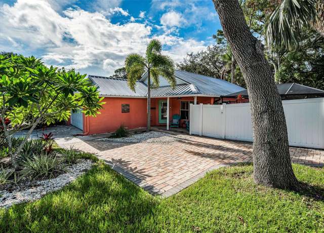 Property at 401 Pennsylvania Ave, Palm Harbor, FL 34683, 3 beds, 2 baths