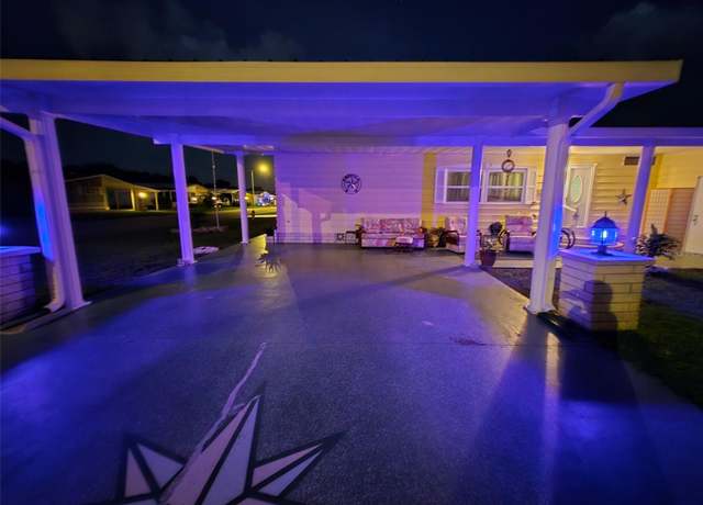 Property at 35020 Colony Hills Dr, Zephyrhills, FL 33541, 3 beds, 2 baths