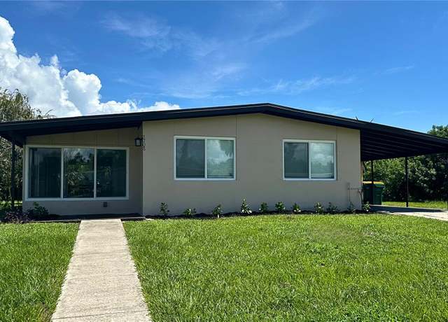 Property at 2708 Starlite Ln, Port Charlotte, FL 33952, 3 beds, 2 baths