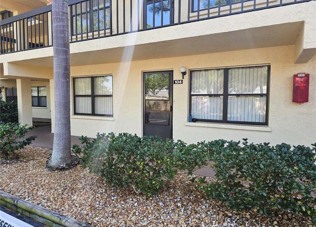 Property at 425 30th Ave W Unit C104, Bradenton, FL 34205, 2 beds, 2 baths