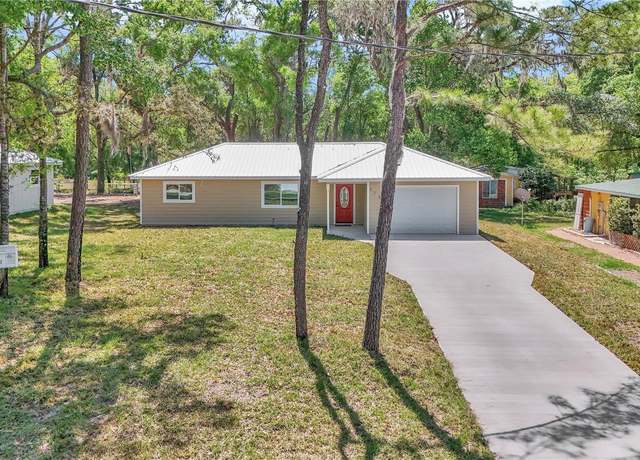 Property at 2788 W Cypress Dr, Dunnellon, FL 34433, 3 beds, 2 baths