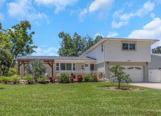 Property at 7035 14th St S, St Petersburg, FL 33705, 4 beds, 3 baths