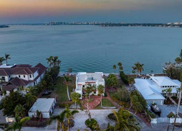 Property at 679 Norsota Way, Sarasota, FL 34242, 3 beds, 4 baths
