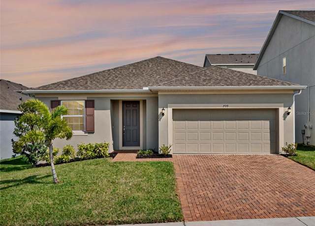 Property at 709 Blackstone St, Minneola, FL 34715, 4 beds, 3 baths