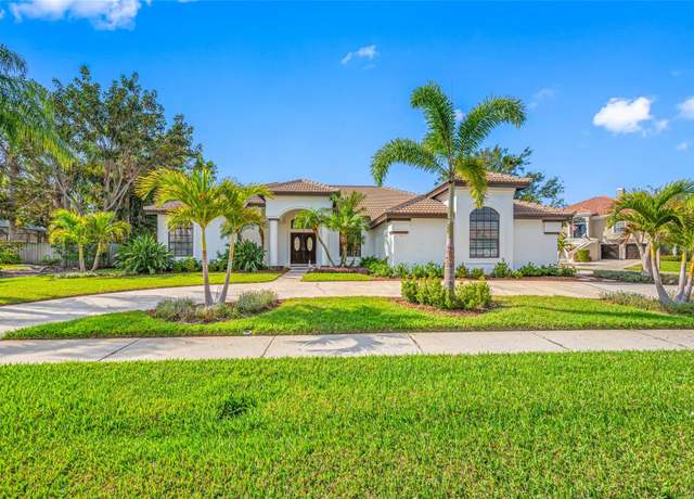 Property at 5501 E Longboat Blvd, Tampa, FL 33615, 5 beds, 3.5 baths