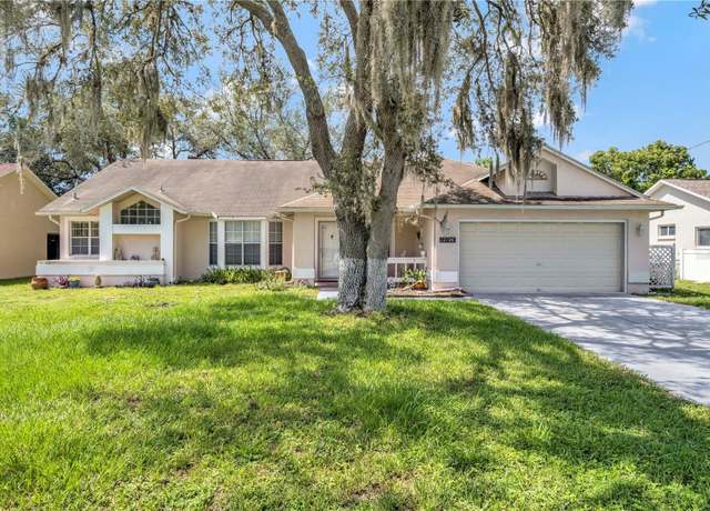 Property at 12196 Bluefield St, Spring Hill, FL 34609, 3 beds, 2 baths
