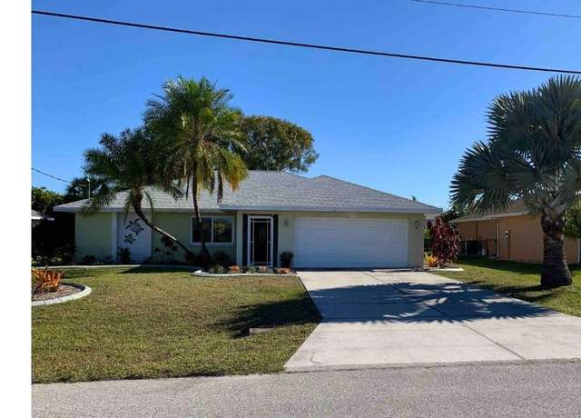 Property at 293 Broadmoor Ln, Rotonda West, FL 33947, 3 beds, 2 baths