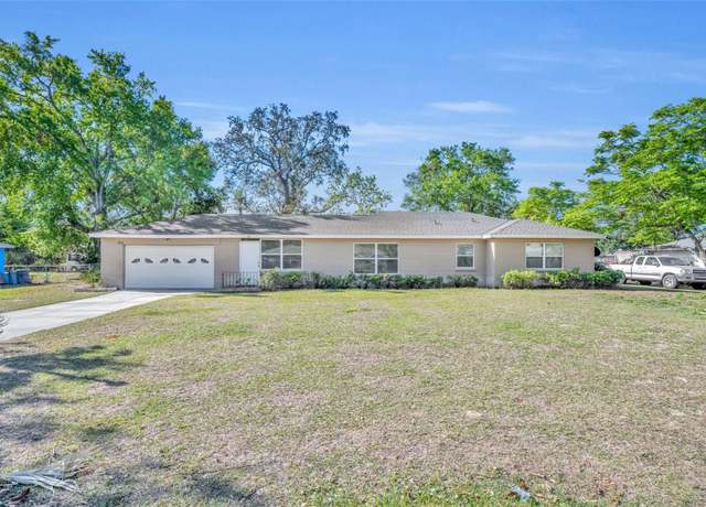 Property at 294 W Charlotte Ave, Eustis, FL 32726, 3 beds, 2 baths