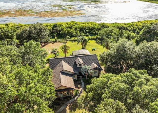 Property at 40137 County Road 452, Leesburg, FL 34788, 3 beds, 2.5 baths