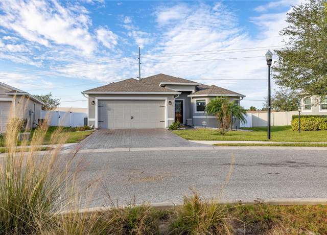 Property at 113 Promenade Ct, Auburndale, FL 33823, 4 beds, 2 baths