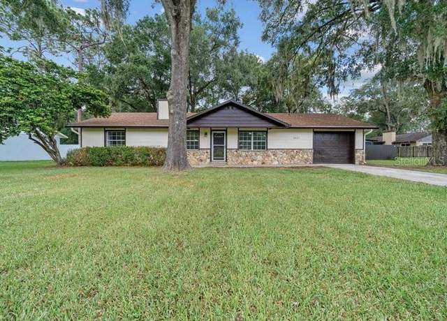 Property at 4025 NE 29th Ct, Ocala, FL 34479, 3 beds, 2 baths