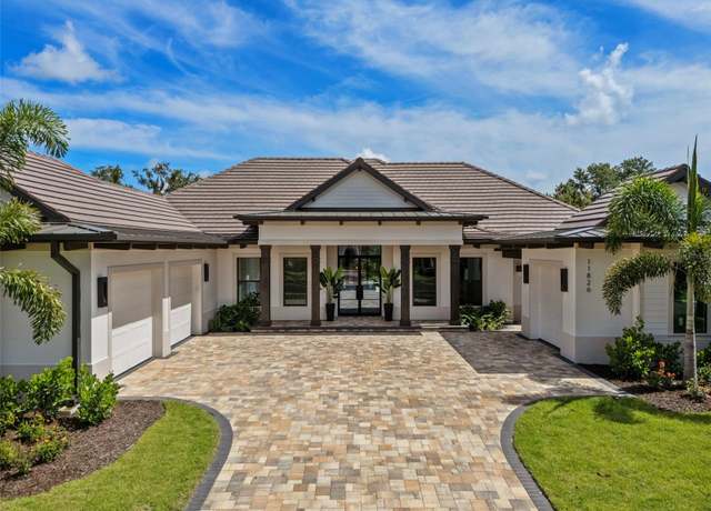 Property at 11826 River Shores Trl, Parrish, FL 34219, 3 beds, 3.5 baths