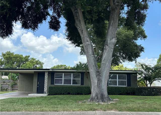 Property at 307 Bay St, Auburndale, FL 33823, 3 beds, 1 bath