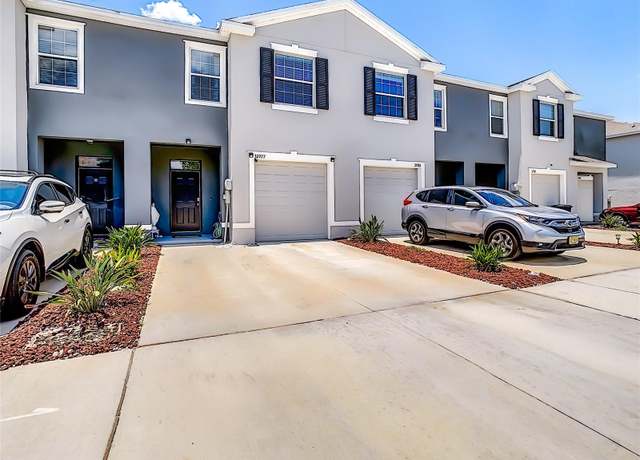 Property at 32977 Kaloko Rd, Wesley Chapel, FL 33543, 3 beds, 2.5 baths