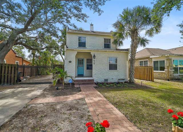 Property at 820 Groveland Ave, Venice, FL 34285, 2 beds, 2 baths