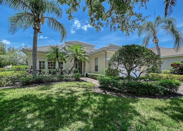 Property at 7528 Ascot Ct, University Park, FL 34201, 2 beds, 2 baths