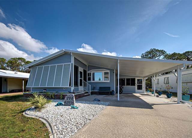 Property at 200 N Fiji Cir, Englewood, FL 34223, 2 beds, 2 baths