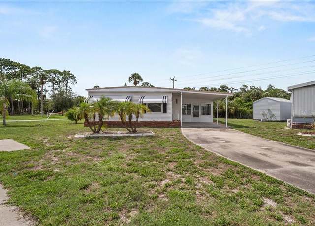 Property at 752 Knotty Pine Cir, North Fort Myers, FL 33917, 2 beds, 2 baths