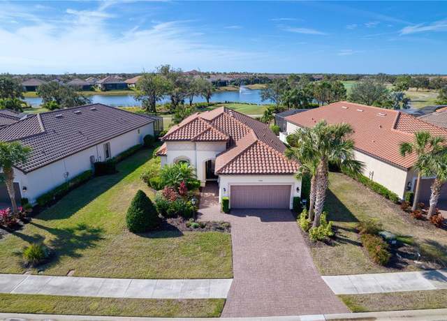 Property at 13240 Sorrento Way, Bradenton, FL 34211, 3 beds, 3.5 baths