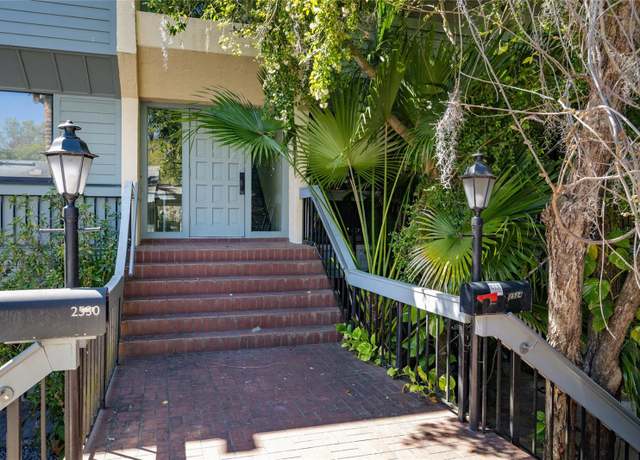 Property at 2526 SW 14th Dr #212, Gainesville, FL 32608, 3 beds, 2 baths