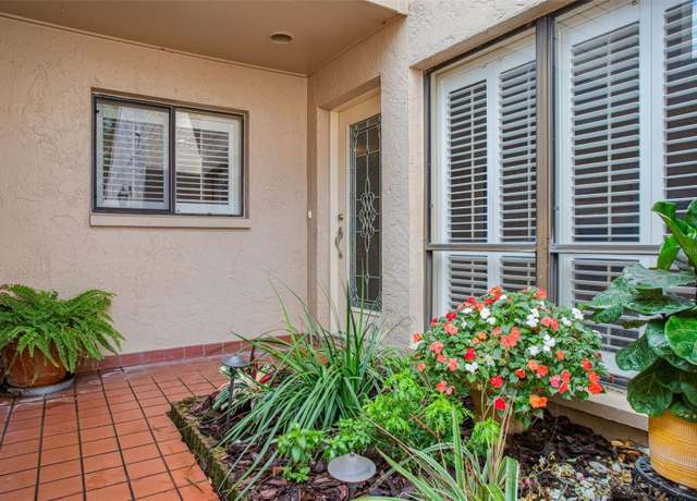 Property at 4230 Hartwood Ln, Tampa, FL 33618, 2 beds, 2.5 baths