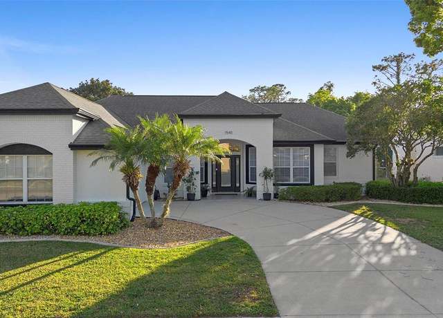 Property at 1540 Park Forest Blvd, Mount Dora, FL 32757, 2 beds, 2 baths