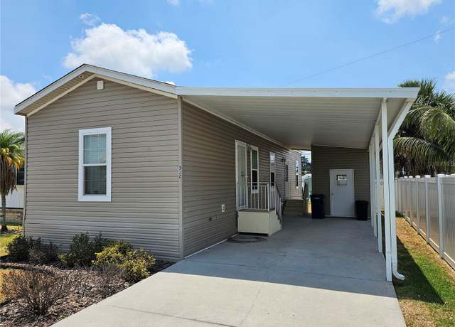 Property at 312 52nd Ave W, Bradenton, FL 34207, 2 beds, 1.5 baths