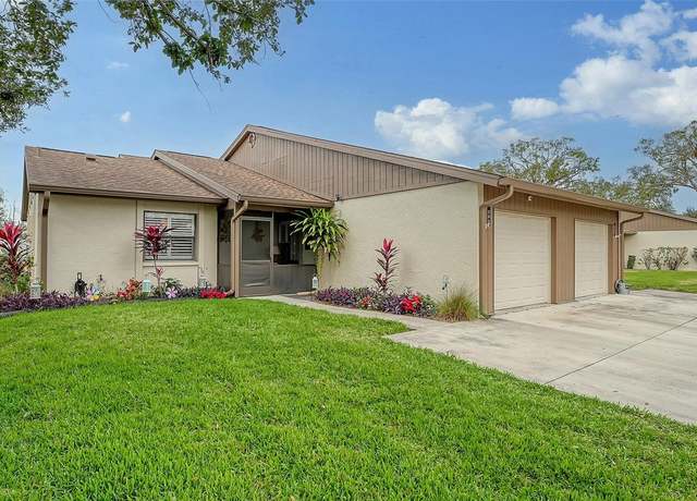 Property at 205 Oak Hill Dr #7, Sarasota, FL 34232, 2 beds, 2 baths