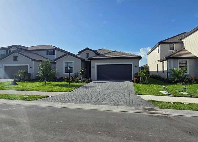 Property at 15115 Oxford Grey Dr, Bradenton, FL 34211, 3 beds, 3 baths