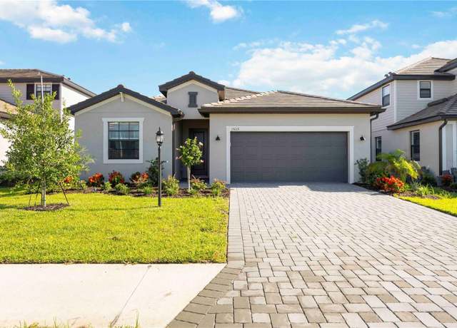 Property at 15115 Oxford Grey Dr, Bradenton, FL 34211, 3 beds, 3 baths