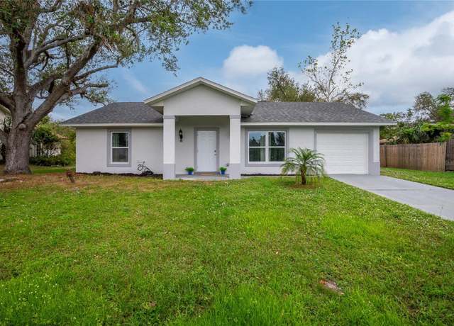 Property at 2190 Taunt St, Port Charlotte, FL 33948, 3 beds, 2 baths