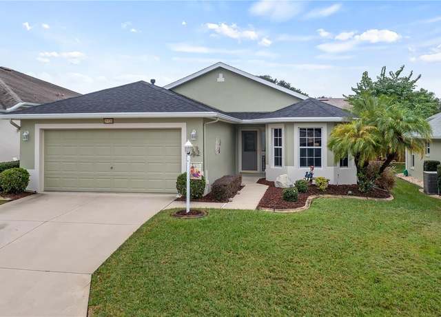 Property at 21120 Lady Marion Way, Leesburg, FL 34748, 3 beds, 2 baths