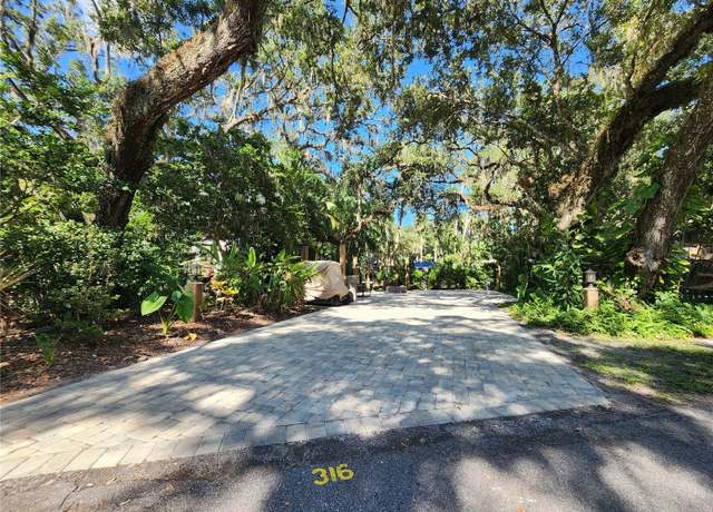 Property at 316 Roan Rd, River Ranch, FL 33867