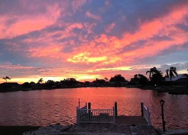 Property at 1710 New Bedford Dr, Sun City Center, FL 33573, 2 beds, 2 baths