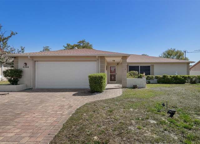 Property at 2204 Whitewood Ave, Spring Hill, FL 34609, 3 beds, 2 baths