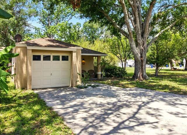 Property at 4419 Longshore Dr, Land O Lakes, FL 34639, 2 beds, 2 baths