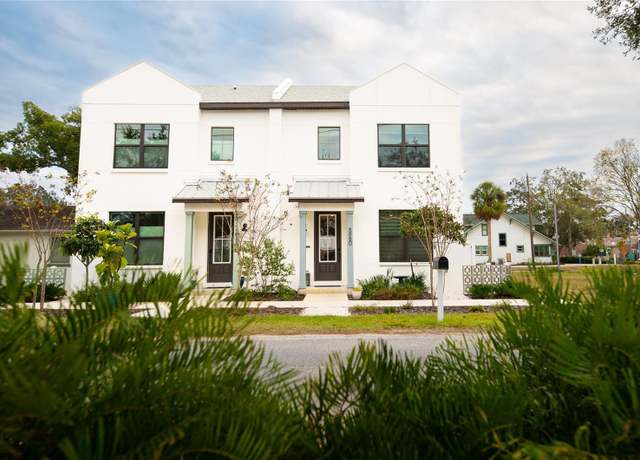 Property at 5980 Central Ave, New Port Richey, FL 34653, 3 beds, 2.5 baths
