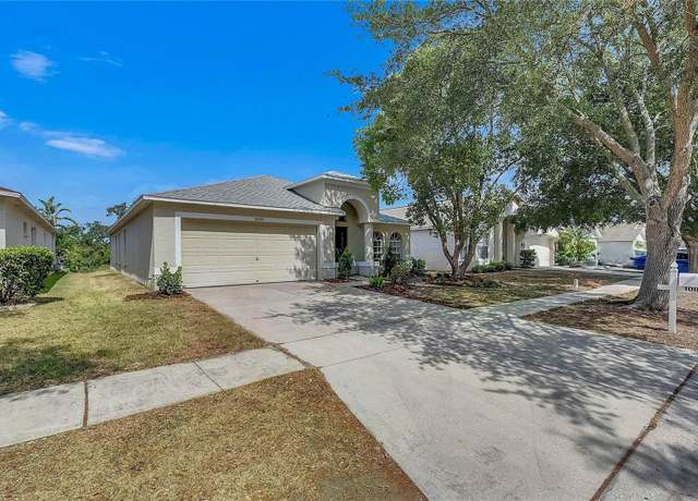 Property at 10048 Creek Bluff Dr, Riverview, FL 33578, 4 beds, 2 baths