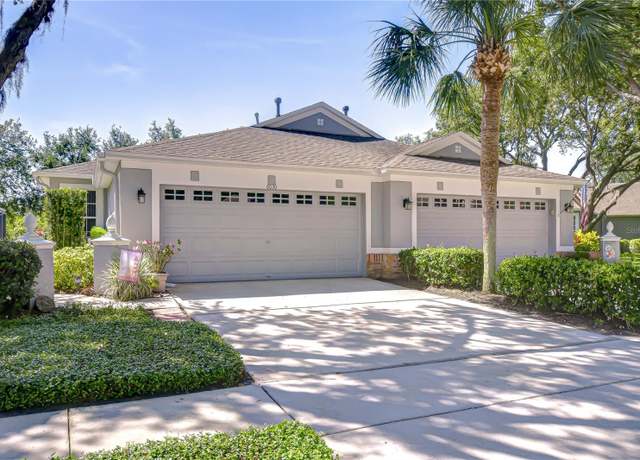 Property at 6030 Sandhill Ridge Dr, Lithia, FL 33547, 2 beds, 2 baths