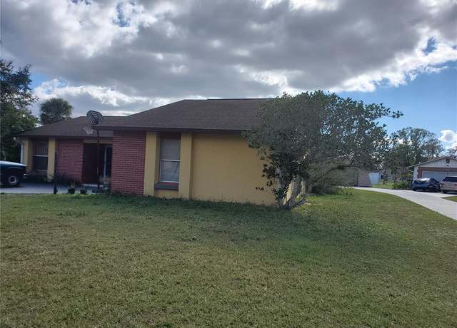 Property at 706 Midiron Ln, Poinciana, FL 34759, 3 beds, 2 baths