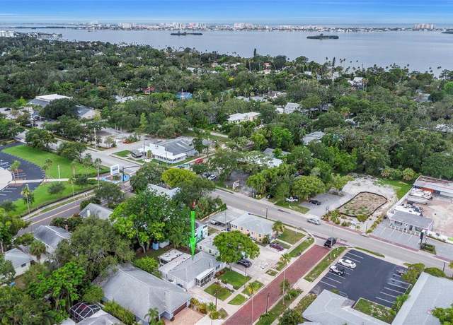 Property at 411 Locklie St, Dunedin, FL 34698, 2 beds, 1 bath